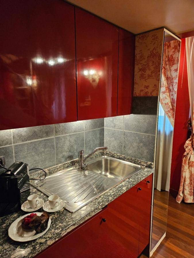 Mansarda Brera Apartamento Milão Exterior foto